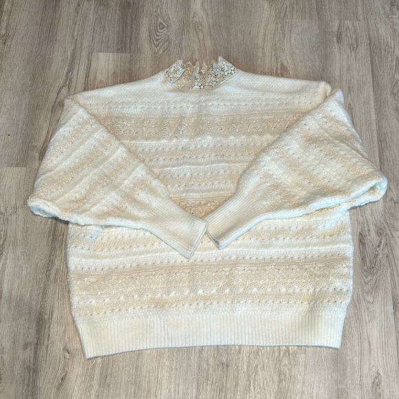 ZARA Blogger Favorite Lace Crochet Sweater Size S - Picture 2 of 6